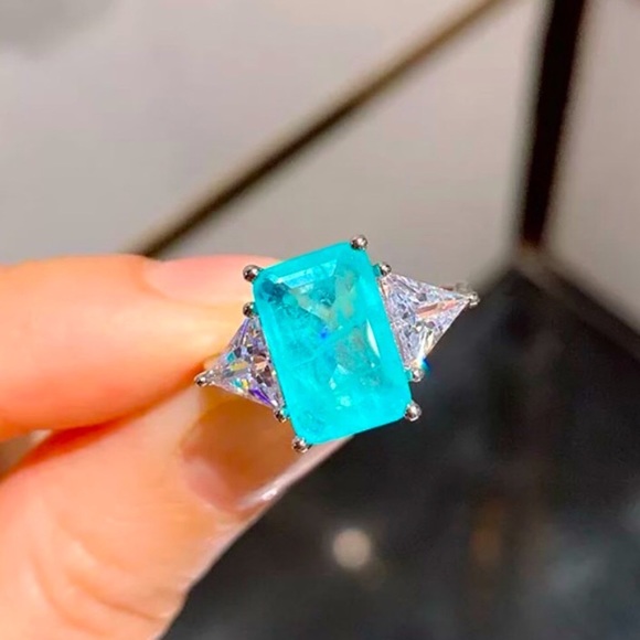 ✨Paraiba and Topaz Engagement Ring✨ - Picture 2 of 4